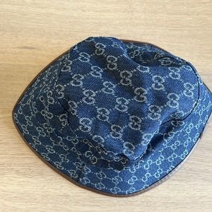 NWOT Inspired bucket hat
